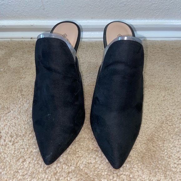 Black pointed Call It Spring heel (used). Size US 8. Worn three times. - Picture 3 of 3